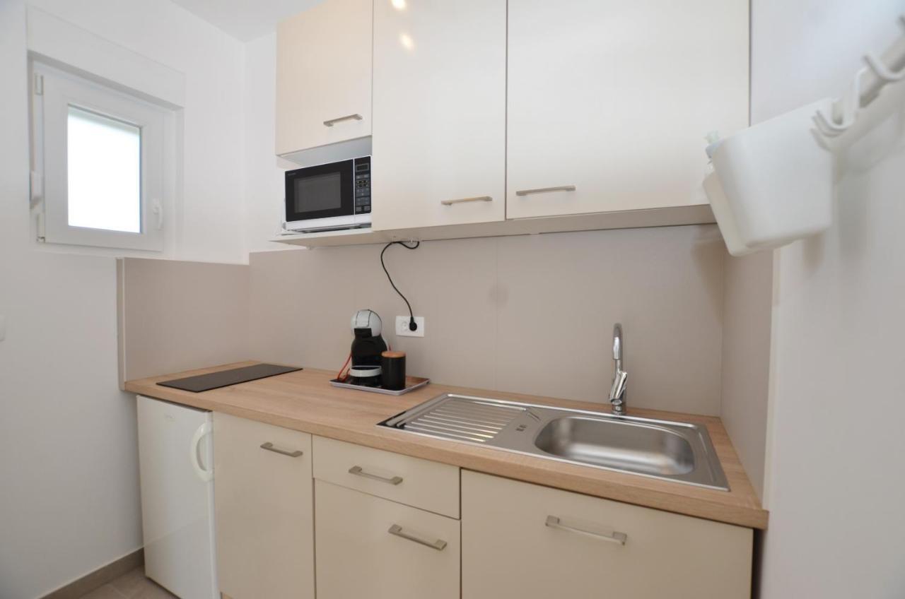 M&N Apartment Ровинь Экстерьер фото